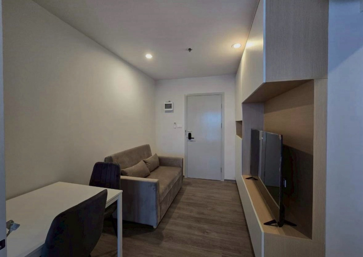 ให้เช่า ห้องบิ้วอินสวย โมเดิร์น 🌈 วิวโล่ง สวย 📍เครื่องซักผ้า ฝาหน้า 8.5 kg ❤️ค่าเช่า 12,000 บาท #รีเจ้นท์โฮมวุฒากาศ