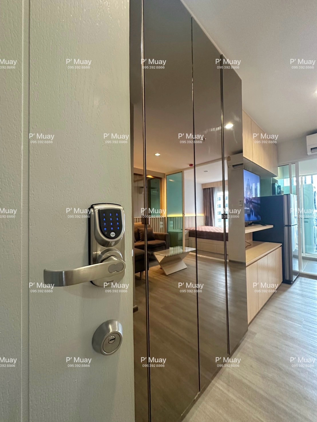 ✅️ พร้อมอยู่ ✅️ จองได้นะคะ   ให้เช่า🏡🅰️ ห้องบิ้วอิน หรูหรา Smart TV จัดเต็ม 📱Digital door lock📱 📍มีเครื่องซักผ้าฝาหน้า + เครื่องอบผ้า 9 kg #รีเจ้นท์โฮมบางซ่อน28 ❤️ค่าเช่า 9,000 บาท
